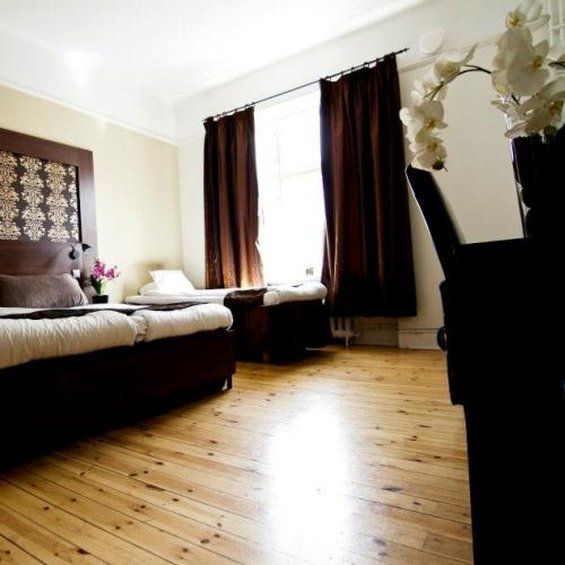 Hotel Photo 6