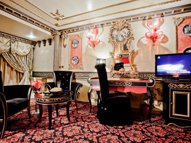 Hotel Photo 6