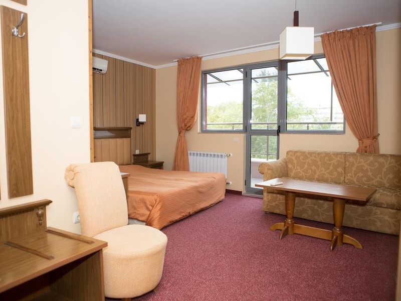 Hotel Photo 9
