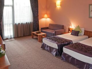 Hotel pic Real (Реал)