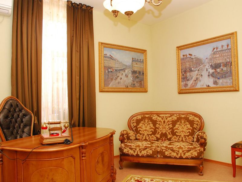 Hotel Photo 9