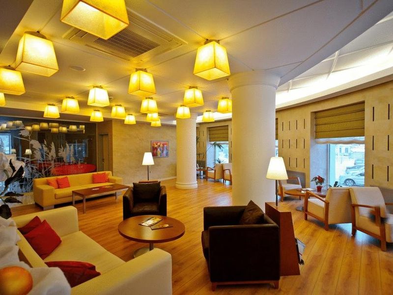 Hotel Photo 9