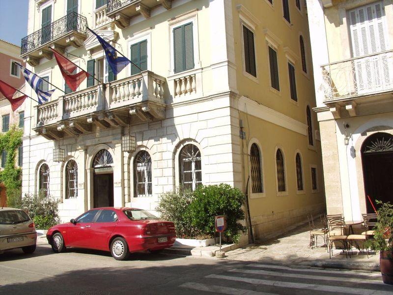 Hotel Photo 1