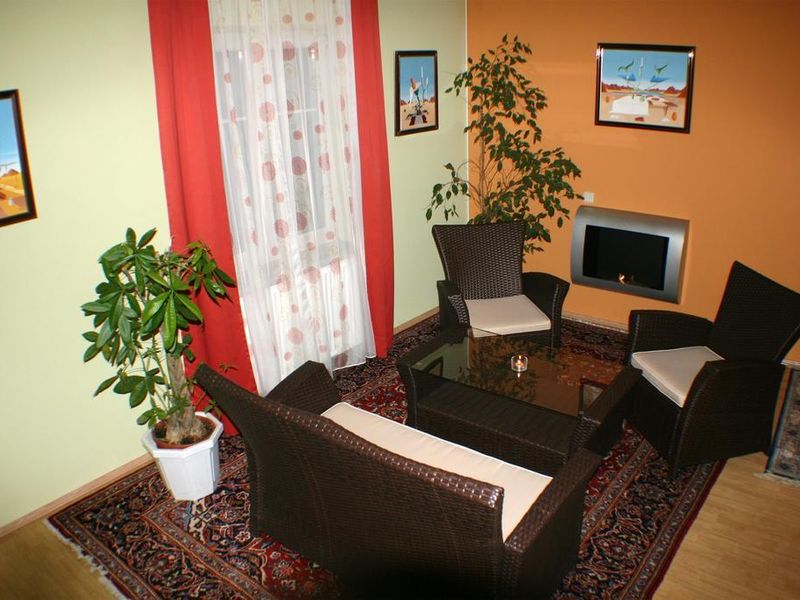 Hotel Photo 1