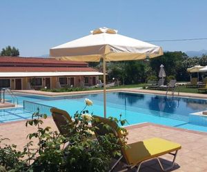 Androulakis Apartments Platanias Greece
