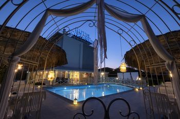 Hotel Photo 16
