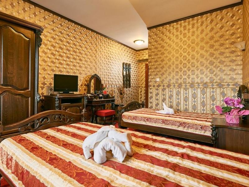 Hotel Photo 1