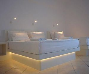 Virginia Studios & Apartments Tinos Town Greece