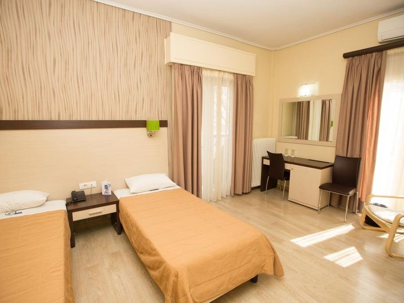Hotel Photo 1