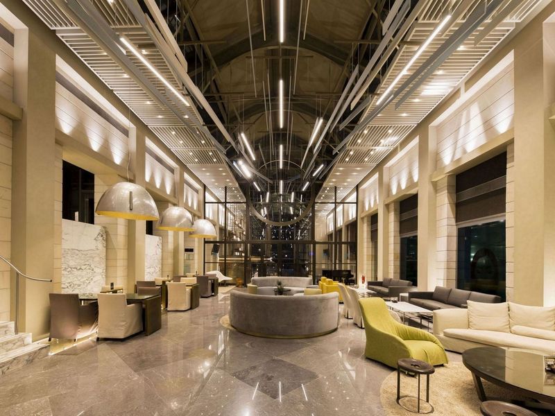 Hotel Photo 6