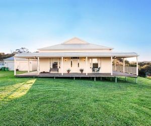 Hopkins River Homestead, 4 Bedrooms, River Views, Fireplace, Linen, WiFi - Rejuvenate Stays Warrnambool Australia