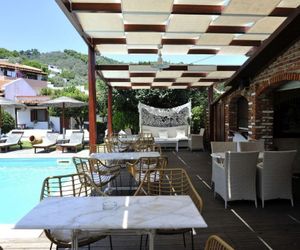 Studios Mahi Skiathos Town Greece