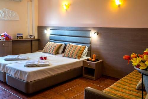 Hotel Photo 9
