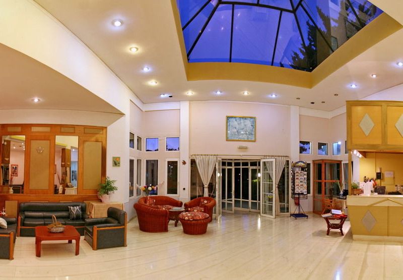 Hotel Photo 12