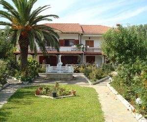 Villa Tonia Apartments Nea Afisia Greece