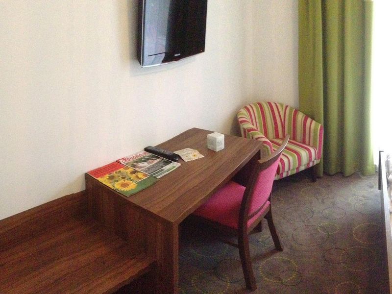 Hotel Photo 6