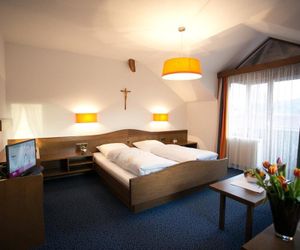 Hotel-Gasthof zum Bach Neukirchen Germany