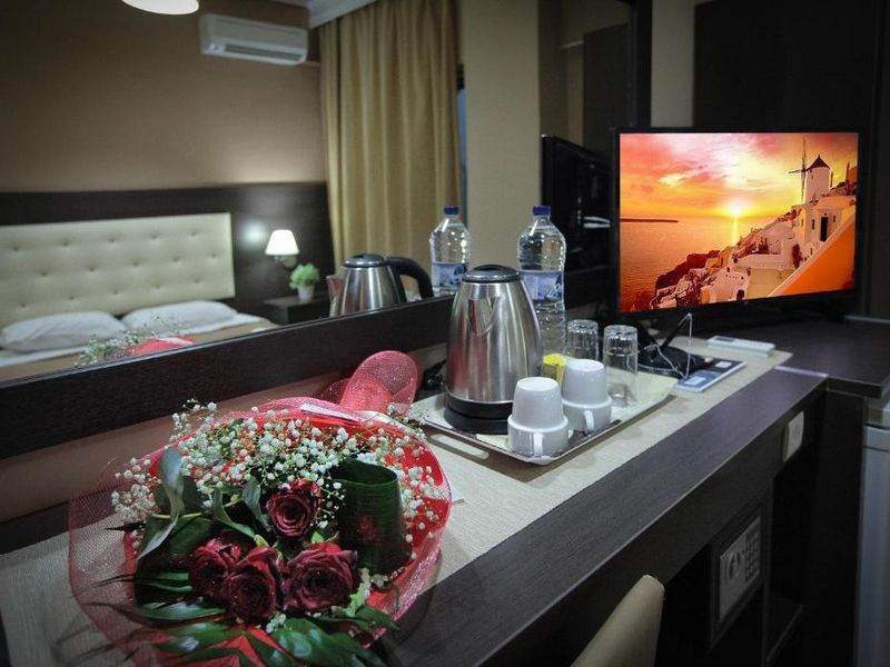 Hotel Photo 8