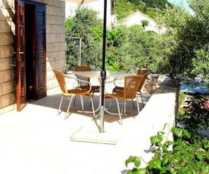 Apartments Pina Bol Croatia