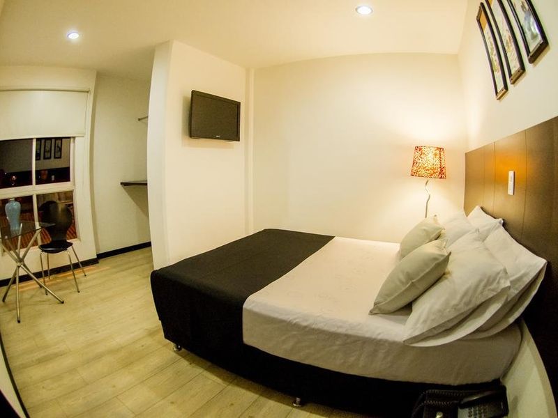 Hotel Photo 1