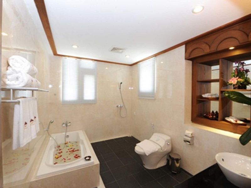 Hotel Photo 12