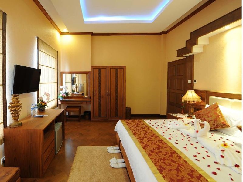 Hotel Photo 9