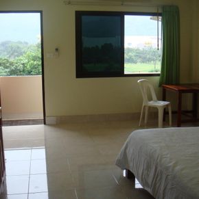 NearBy Hotel