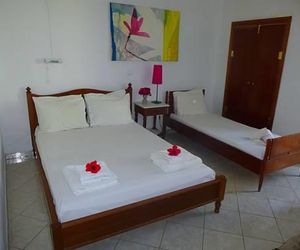 Mania Rooms and Studios Poros Town Greece