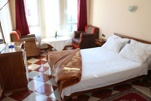 Hotel Photo 9