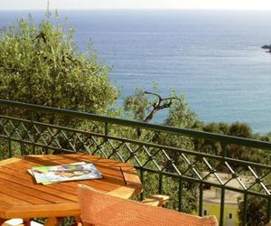 STUDIOS NIKOLAOU Parga Greece