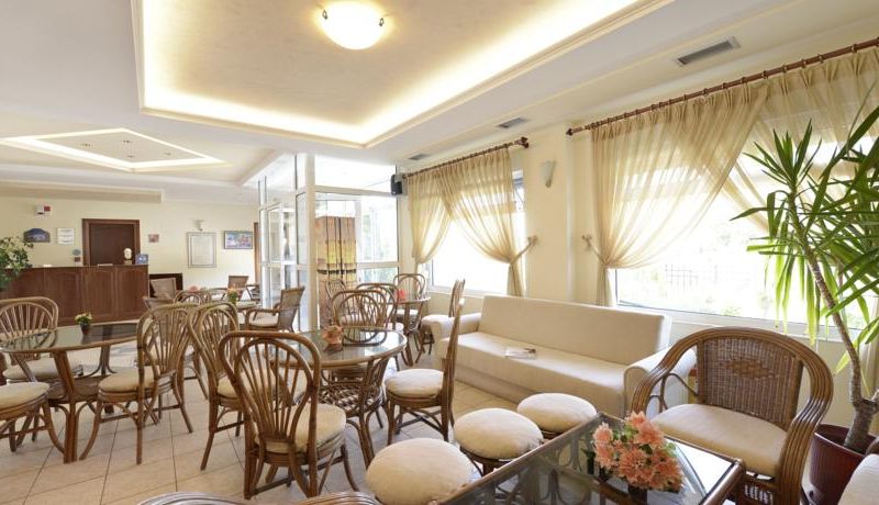 Hotel Photo 8
