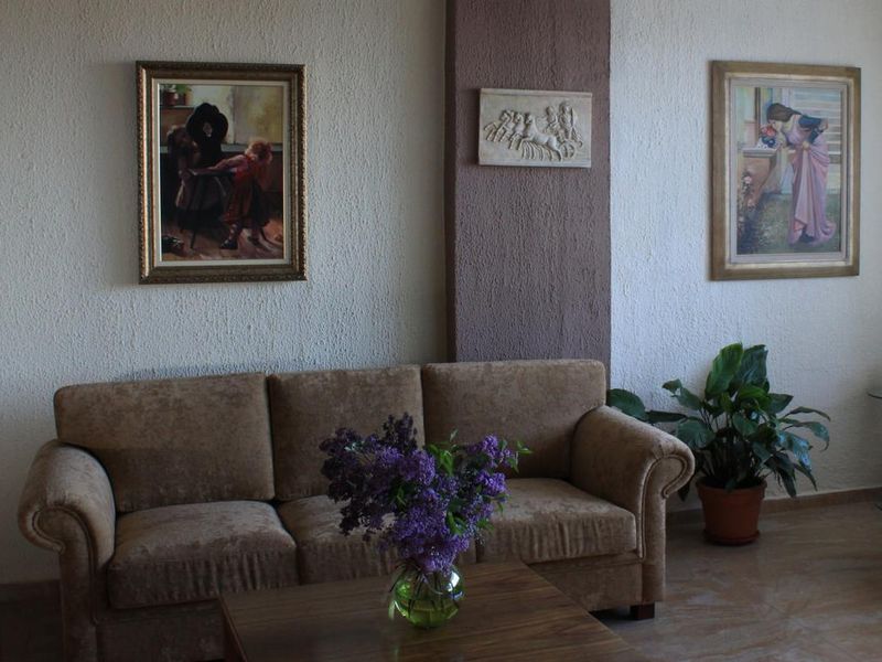Hotel Photo 9