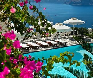 Nikos Villas Oia Greece