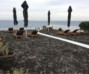 Almyra Oia Suites Oia Greece