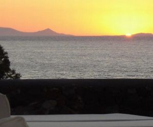RAMNI HOUSE Oia Greece