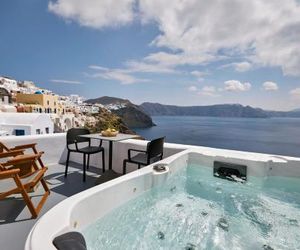 Virginias Cave Villas Oia Greece