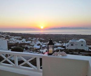 Kiklamino Studios & Apartments Oia Greece