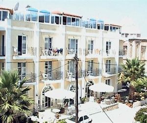 Amanda Hotel Karlovasi Greece