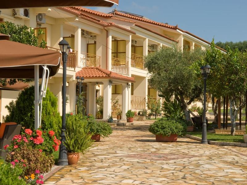 Hotel Photo 1