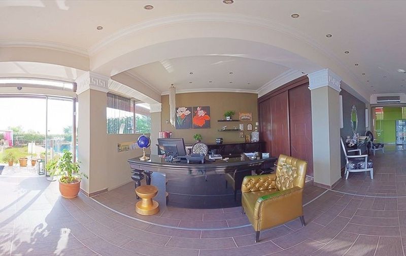 Hotel Photo 9
