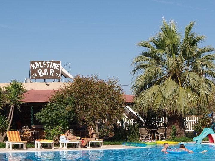 Hotel Photo 1