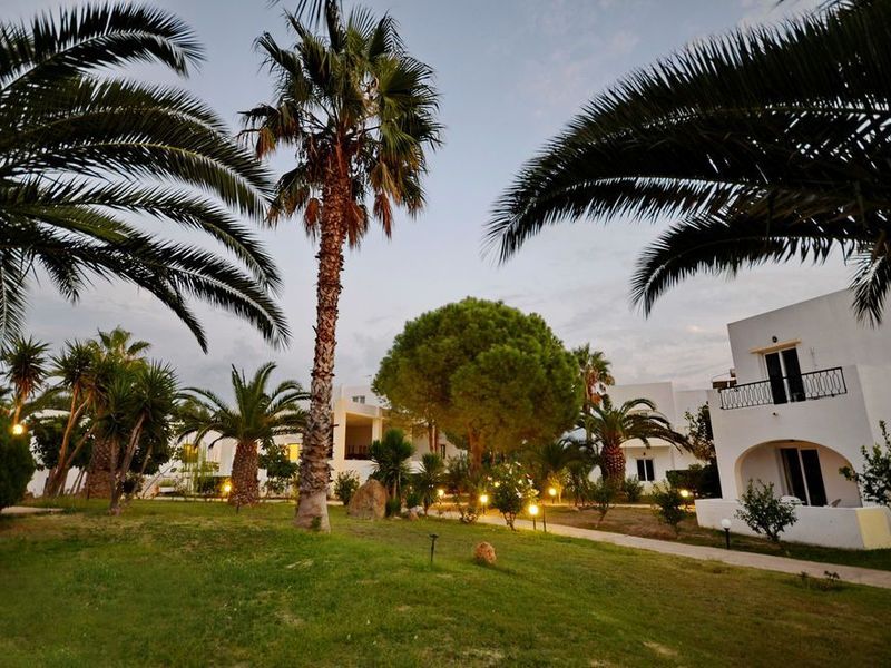 Hotel Photo 8