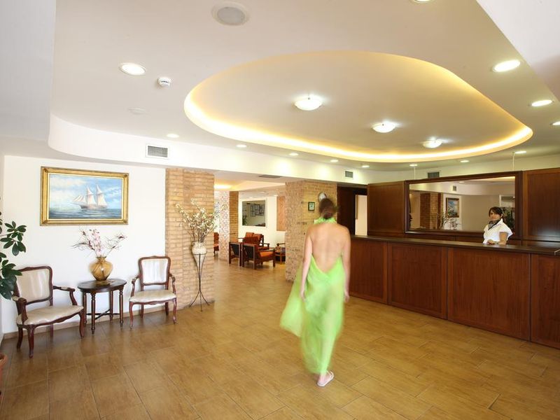 Hotel Photo 13