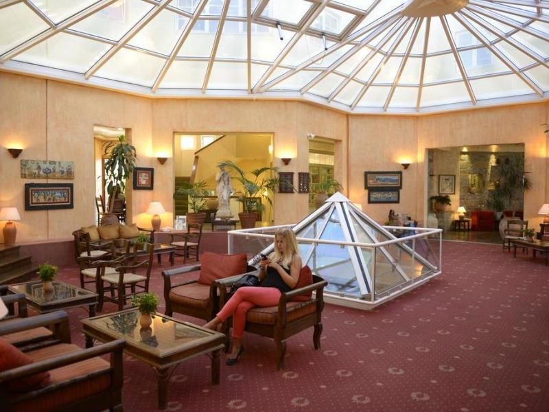 Hotel Photo 10
