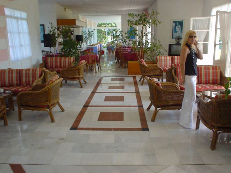 Hotel Photo 8