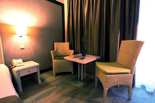 Hotel Photo 8