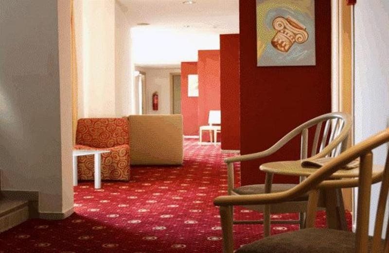 Hotel Photo 9