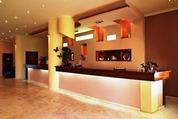 Hotel Photo 12