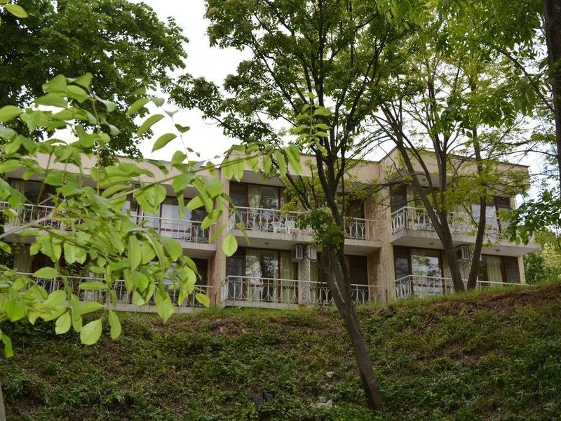 Hotel Photo 1