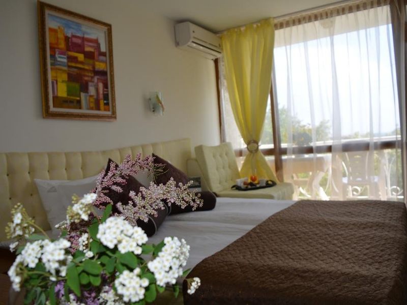 Hotel Photo 3